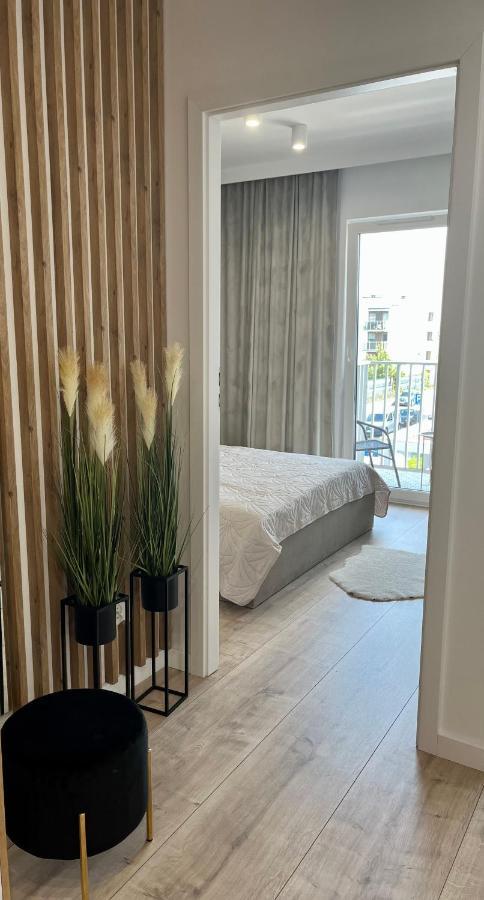 Nowoczesny Apartament Z Garazem Morelova Гданск Екстериор снимка