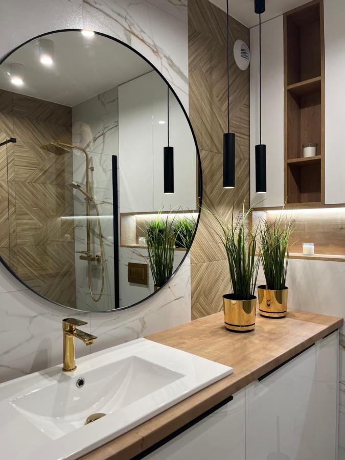 Nowoczesny Apartament Z Garazem Morelova Гданск Екстериор снимка