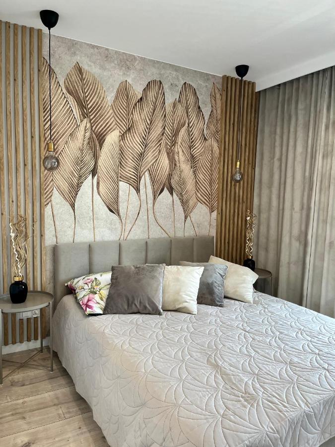 Nowoczesny Apartament Z Garazem Morelova Гданск Екстериор снимка