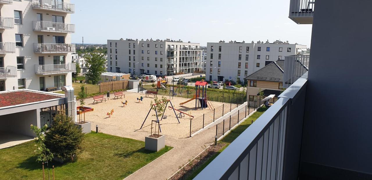 Nowoczesny Apartament Z Garazem Morelova Гданск Екстериор снимка